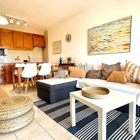 Apartament White Sands Primera Linea *